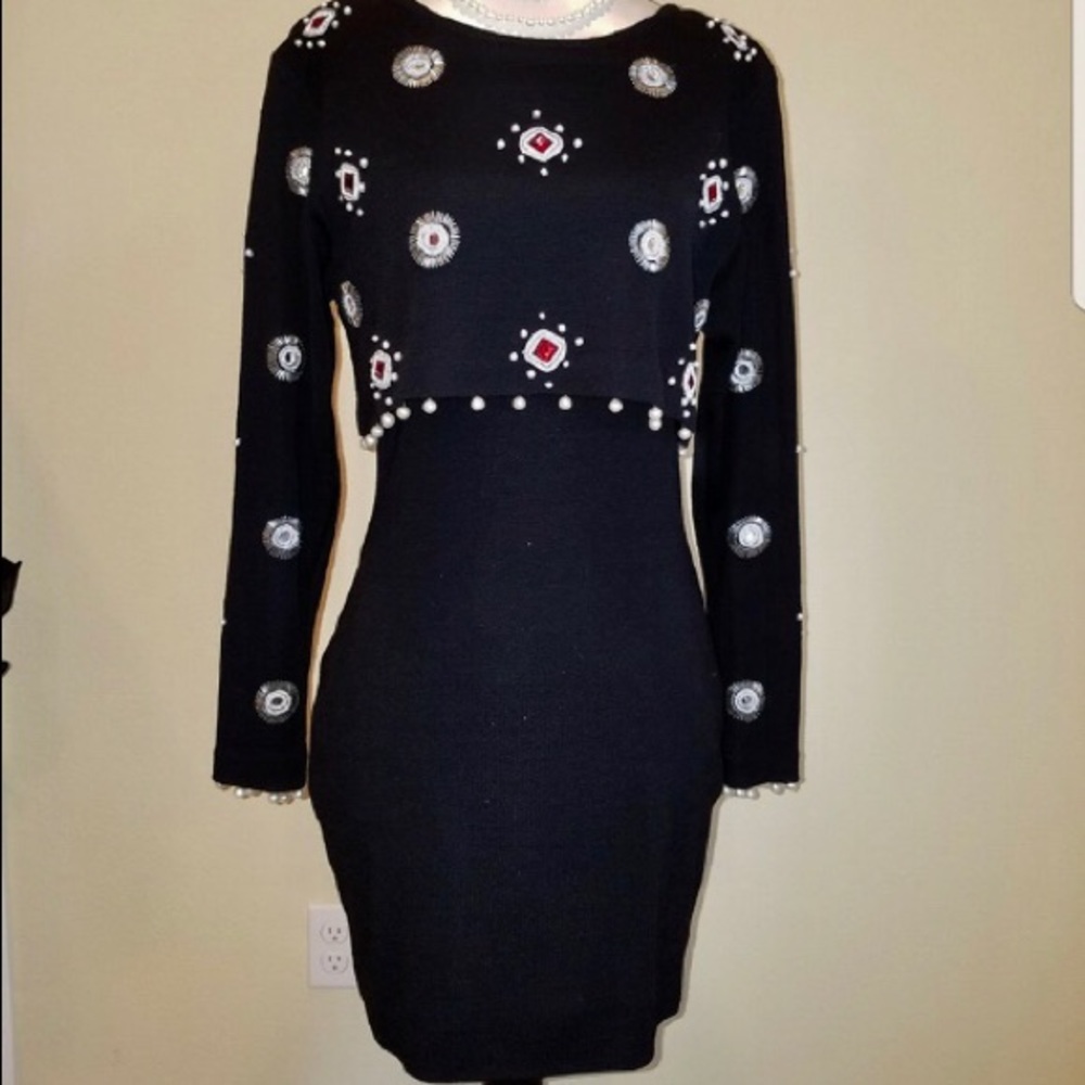 SOLD🚫 Gorgeous Beaded Black Dress